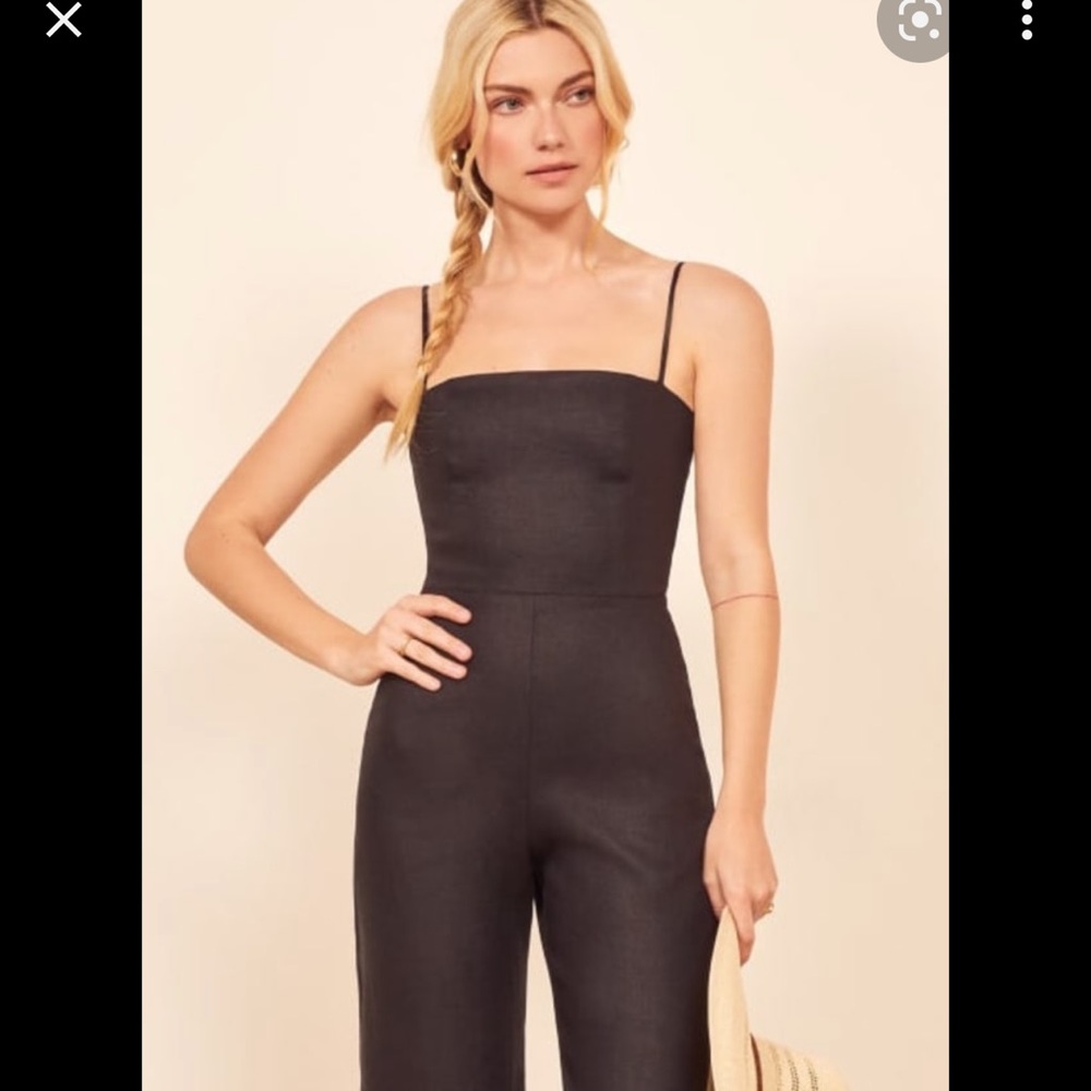 Reformation linen jumpsuit Sold-out hard to find in EUC!!